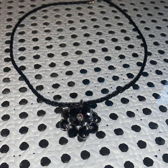 (3 for $12) Beaded Pendant Necklace 🖤 - Picture 4 of 4